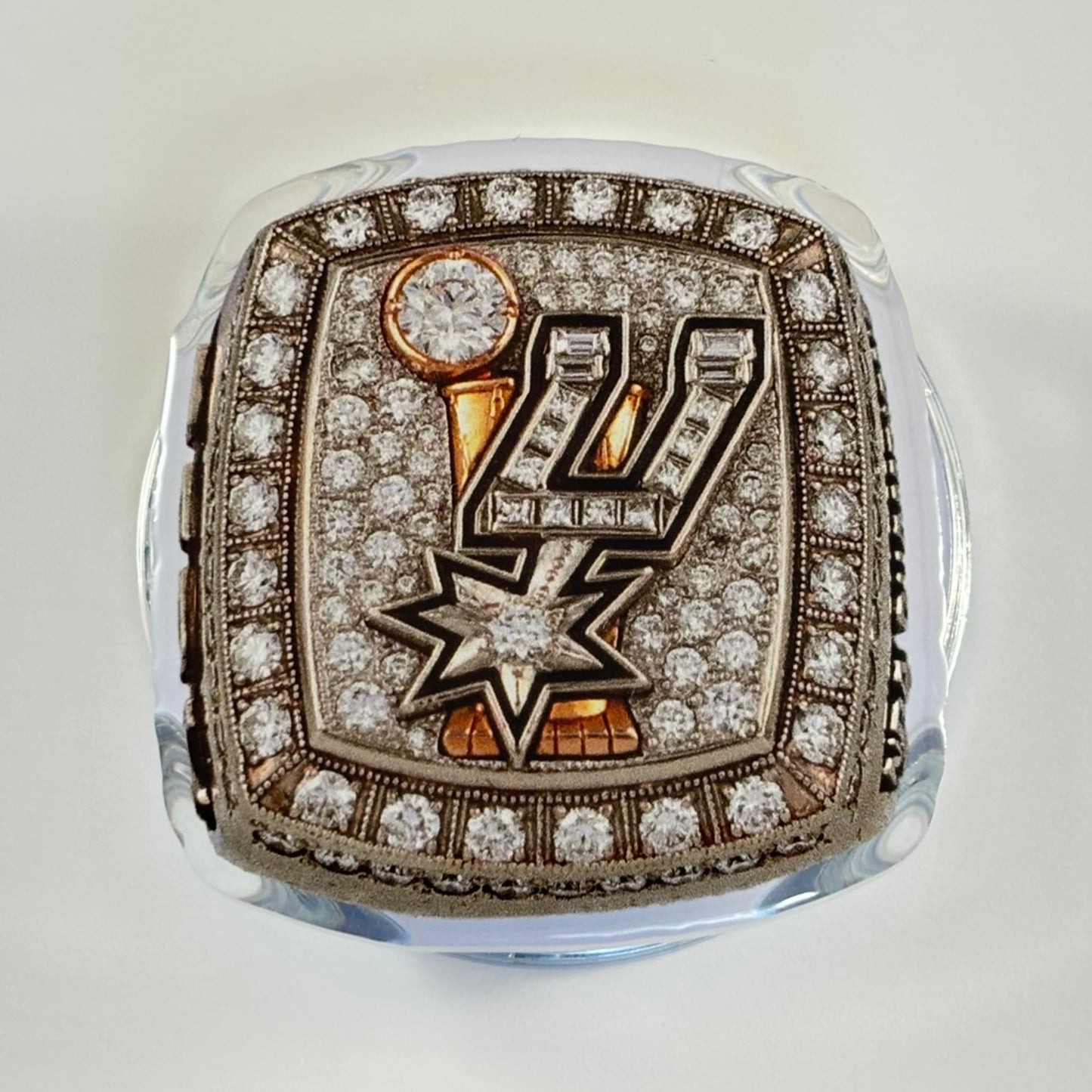 2014 San Antonio Spurs Championship Ring Device Grip